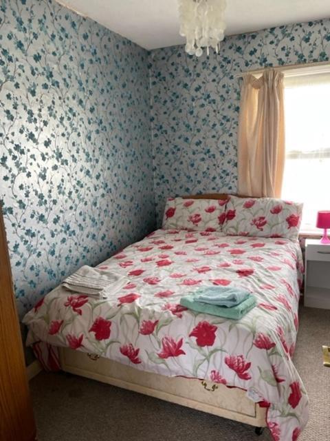 Room Only Guest Accommodation, Guest House Self Catering Bangor  Buitenkant foto