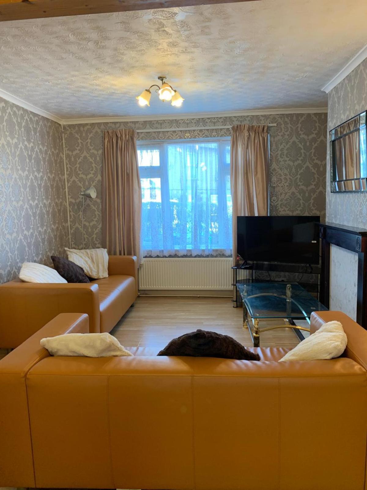 Room Only Guest Accommodation, Guest House Self Catering Bangor  Buitenkant foto