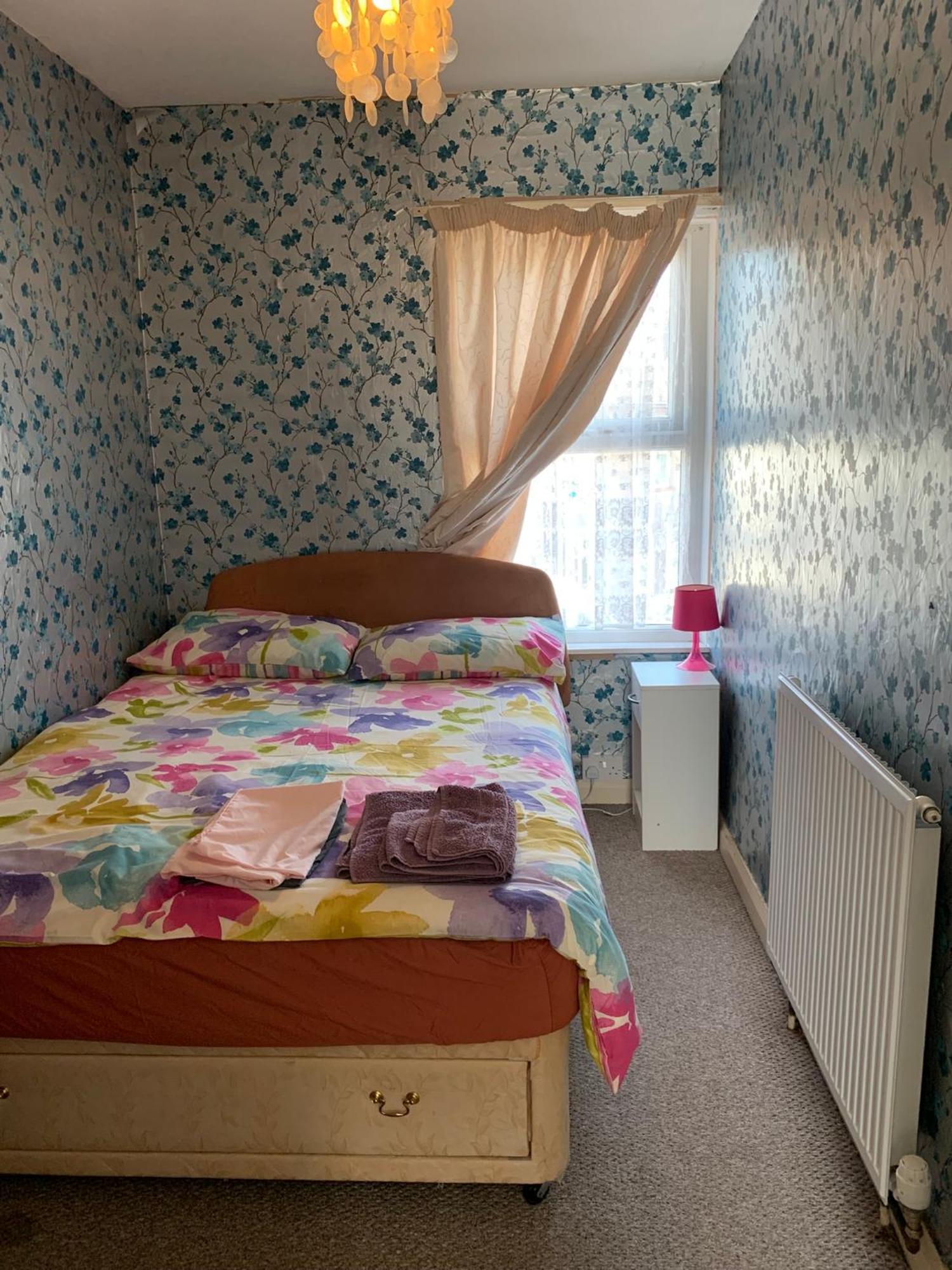 Room Only Guest Accommodation, Guest House Self Catering Bangor  Buitenkant foto